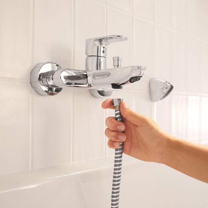 Смеситель для ванны и душа, Hansgrohe, Rebris S, тип открывания воды-однорычажный, тип регулирования воды-керамический картридж, монтаж-настенный, отверстия для монтажа-2, вынос излива, мм-173, регулируемое ограничение температуры, дивертер с переключател Смеситель для ванны и душа, Hansgrohe, Rebris S, тип открывания воды-однорычажный, тип регулирования воды-керамический картридж, монтаж-настенный, отверстия для монтажа-2, вынос излива, мм-173, регулируемое ограничение температуры, дивертер с переключател