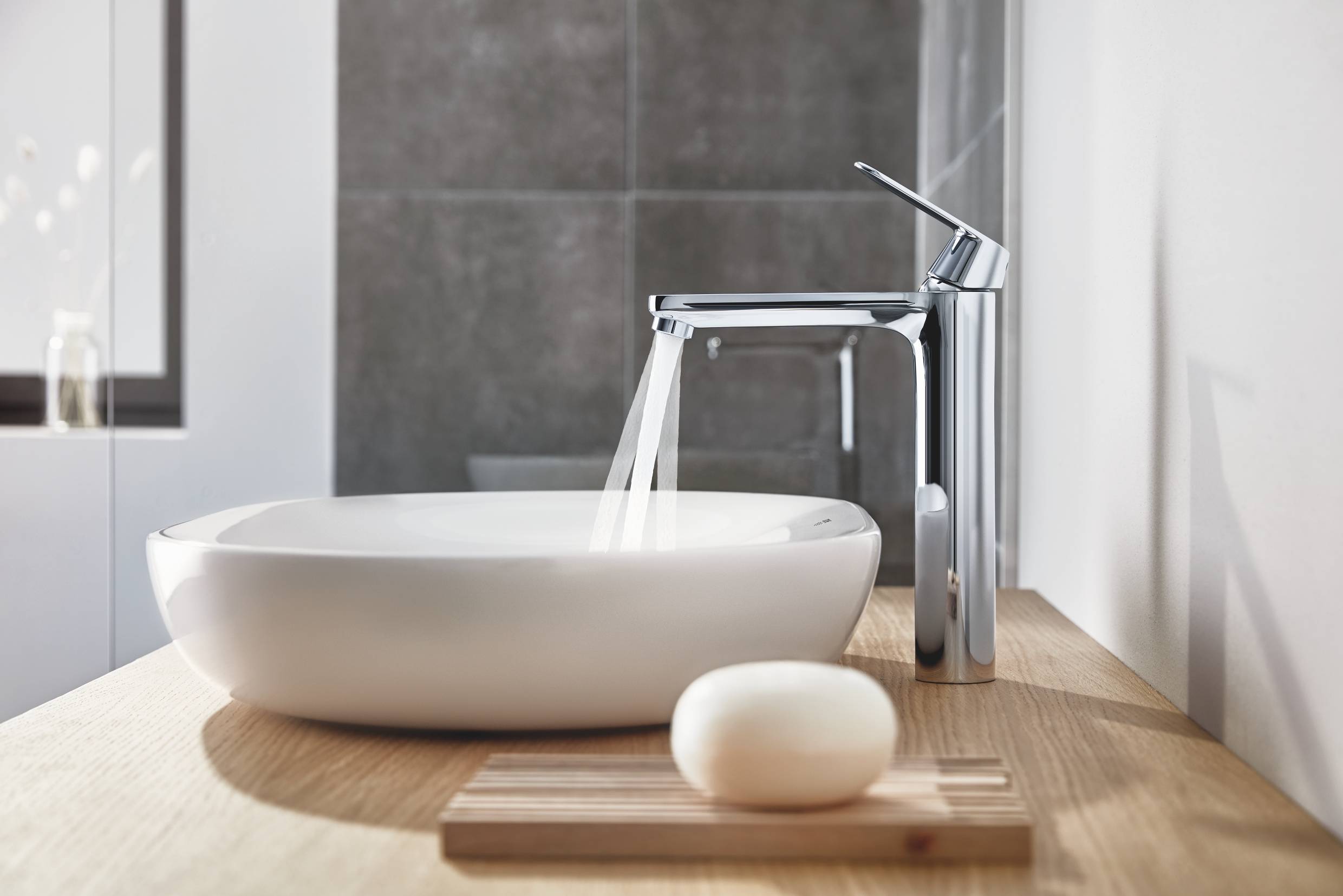 Смеситель для раковины GROHE Eurosmart Cosmopolitan однорычажный DN 15 XL-Size, хром (23921000) Смеситель для раковины GROHE Eurosmart Cosmopolitan однорычажный DN 15 XL-Size, хром (23921000)