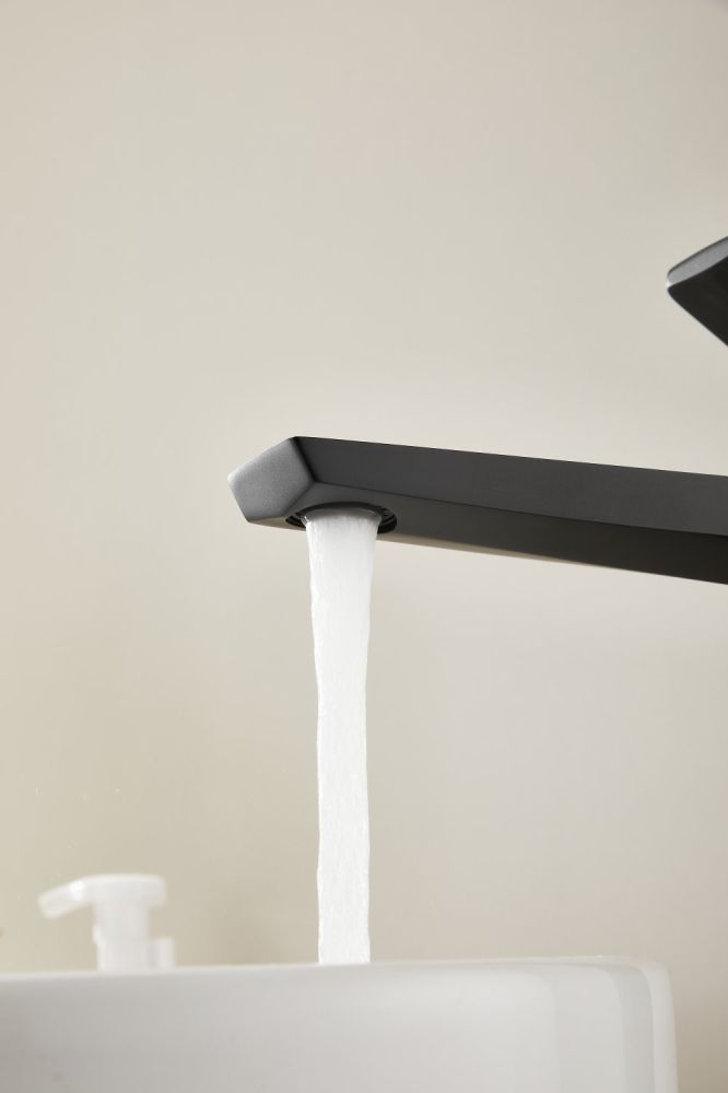 Смеситель для раковины HAIBA черный (HB11726-7), артикул HB11726-7