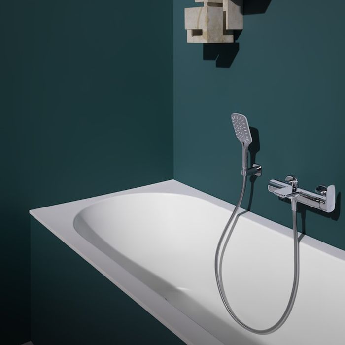 Смеситель для ванны и душа, Laufen, Cityplus, тип открывания воды-однорычажный, тип регулирования воды-керамический картридж, монтаж-настенный, отверстия для монтажа-2, вынос излива, мм-158, тип излива-неподвижный, ручной душ-в комплекте MyCity100, шланг 