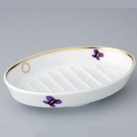 THG CAPUCINE MAUVE DECOR OR Мыльница керамическая, настольная, декор золото/лиловый, цвет белый