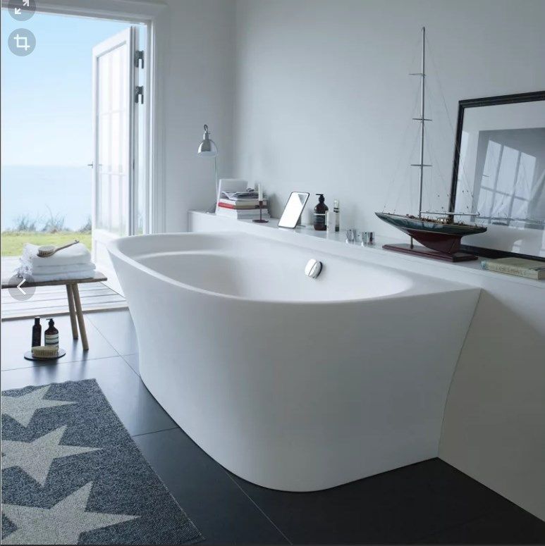Duravit Cape Cod Ванна пристенный вариант, 1900x900mm с бесшовной панелью и ножками, с одним наклоном для спины, цвет белый (без слива-перелива)