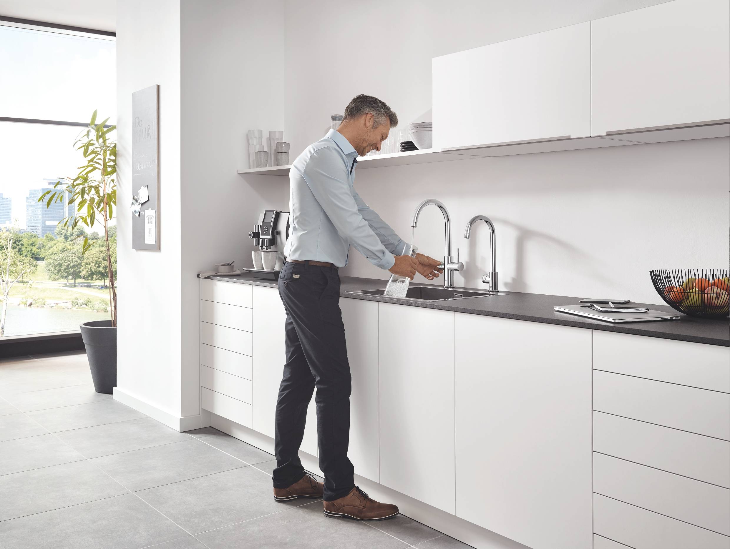 Стартовый комплект GROHE Blue Professional C-излив, хром (31607002) Стартовый комплект GROHE Blue Professional C-излив, хром (31607002)
