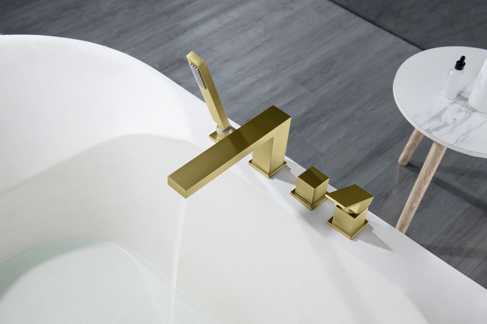 Смеситель для ванны с душем, врезной Timo Selene 2130/17Y золото матовое, артикул 2130/17Y