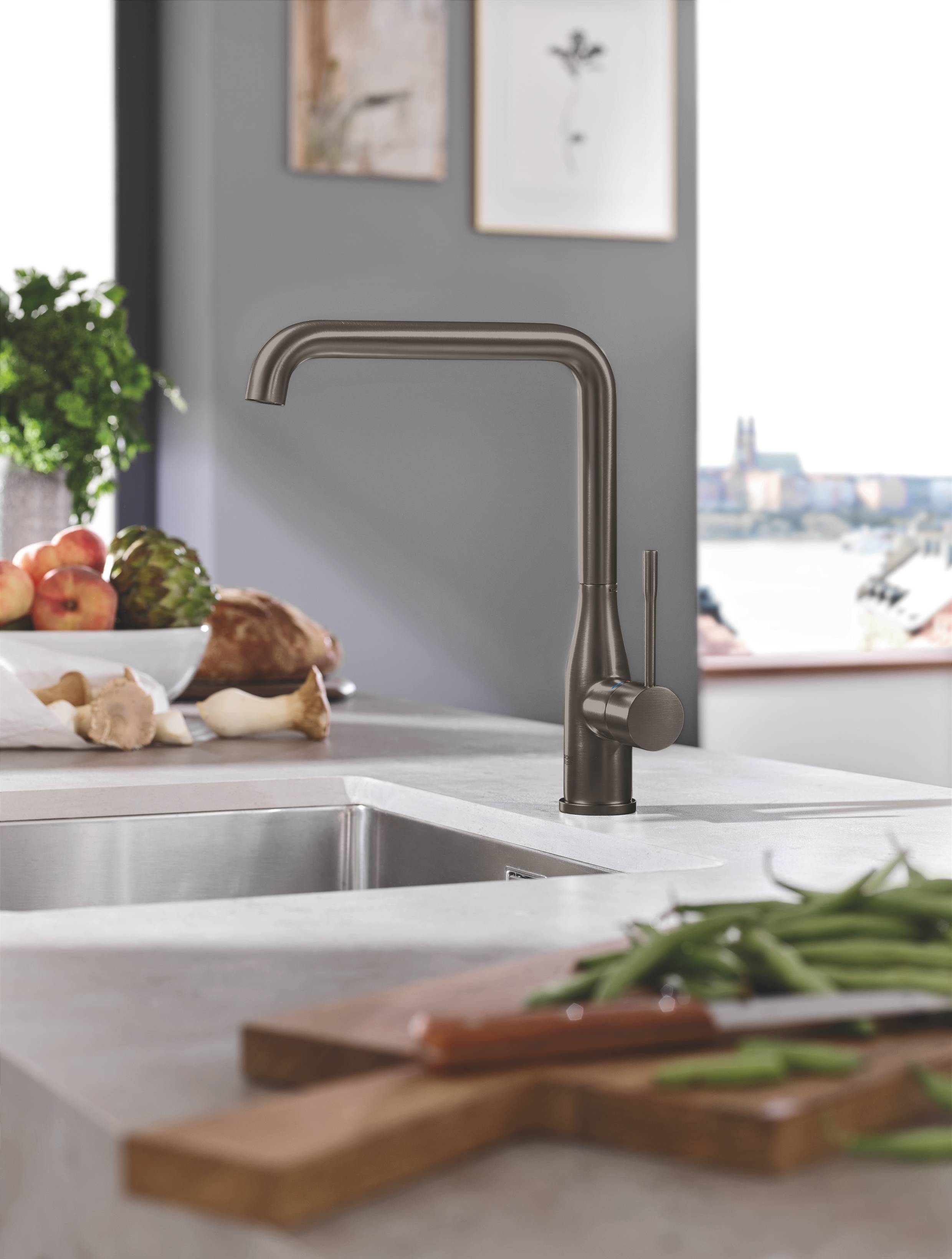 Смеситель для кухни GROHE Essence New, L-излив, тёмный графит матовый (30269AL0) Смеситель для кухни GROHE Essence New, L-излив, тёмный графит матовый (30269AL0)