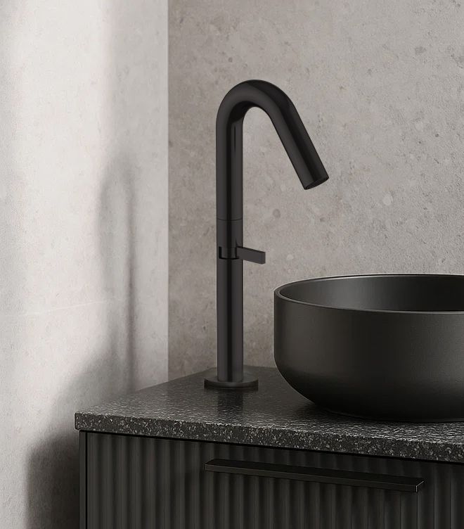 Смеситель для раковины высокий Knotlor SS-31/BL, черный