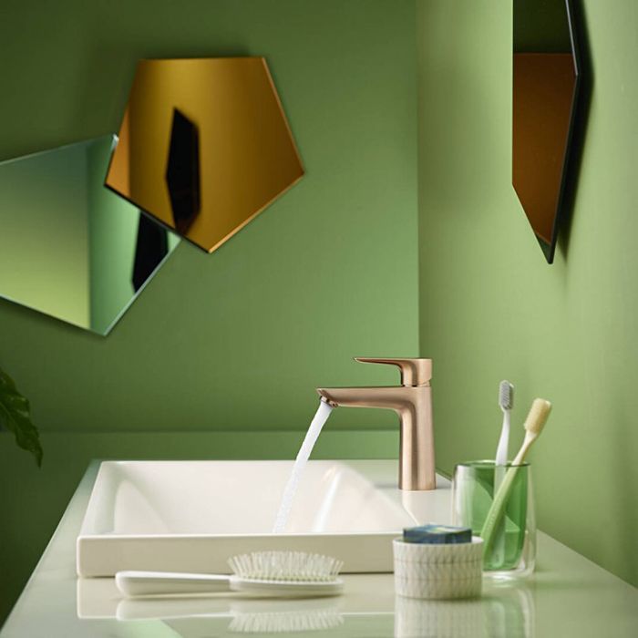 Смеситель для раковины, Hansgrohe, Talis, тип открывания воды-однорычажный, тип регулирования воды-керамический узел смешивания, отверстия для монтажа-1, высота, мм-162, вынос излива, мм-112, цвет-шлифованная бронза Смеситель для раковины, Hansgrohe, Talis, тип открывания воды-однорычажный, тип регулирования воды-керамический узел смешивания, отверстия для монтажа-1, высота, мм-162, вынос излива, мм-112, цвет-шлифованная бронза