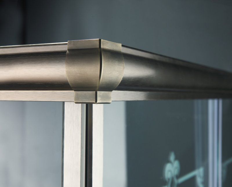 Душевой уголок Cezares Giubileo A-2 100х100 GIUBILEO-A-2-100-SCORREVOLE-CP-Br стекло прозрачное с матовым принтом профиль Бронза