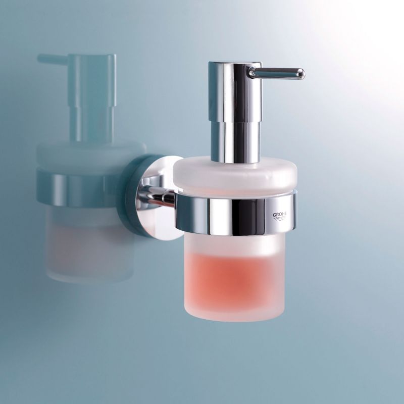 Дозатор жидкого мыла GROHE Essentials с держателем, хром (40448001) Дозатор жидкого мыла GROHE Essentials с держателем, хром (40448001)