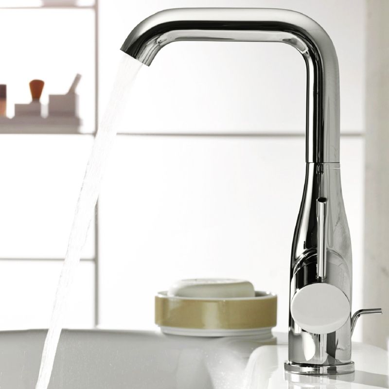 Смеситель для раковины GROHE Essence+ с донным клапаном и высоким изливом, хром (32628001) Смеситель для раковины GROHE Essence+ с донным клапаном и высоким изливом, хром (32628001)