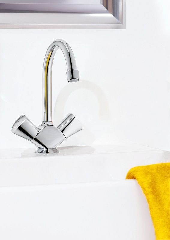 Смеситель для раковины GROHE Costa S с донным клапаном, хром (21257001) Смеситель для раковины GROHE Costa S с донным клапаном, хром (21257001)