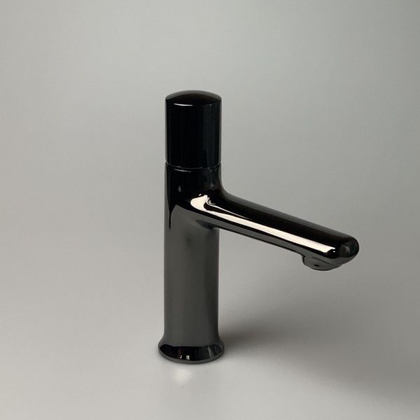 Daniel Fusion, однорычажный смеситель для раковины (излив 12 см), с донным клапаном, цвет глянцевый черный хром