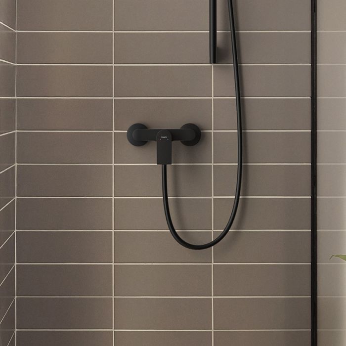 Смеситель для душа, Hansgrohe, Rebris E, тип открывания воды-однорычажный, тип регулирования воды-керамический картридж, монтаж-настенный, отверстия для монтажа-2, цвет-черный матовый Смеситель для душа, Hansgrohe, Rebris E, тип открывания воды-однорычажный, тип регулирования воды-керамический картридж, монтаж-настенный, отверстия для монтажа-2, цвет-черный матовый