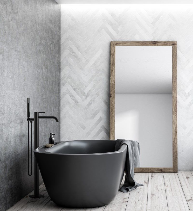 Смеситель для ванны напольный Raiber RPB-010, черный