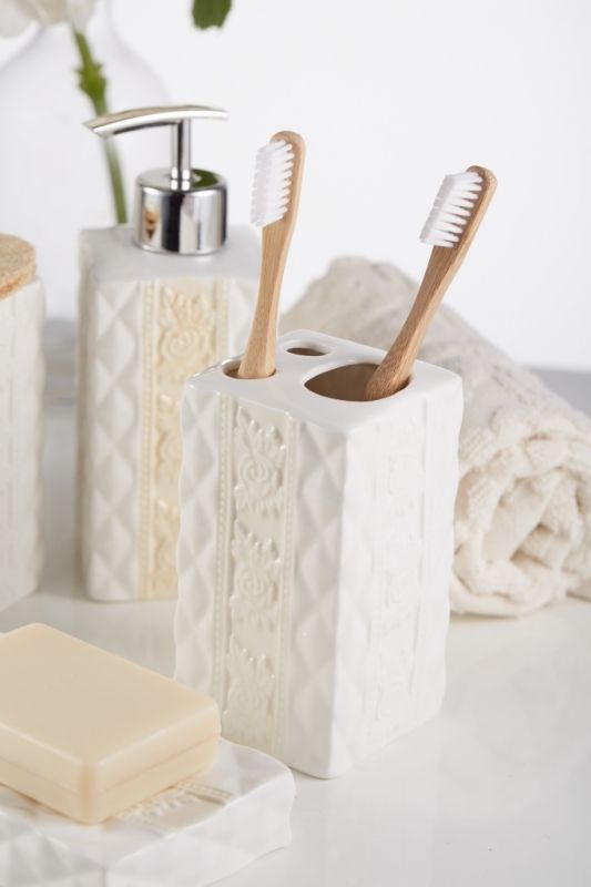 Держатель для зубных щеток Fora Diamond FOR-DM044 Белый