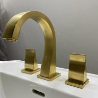 THG PURE Смеситель для раковины на 3 отверстия, в комплекте с донным клапаном, цвет Matt gold