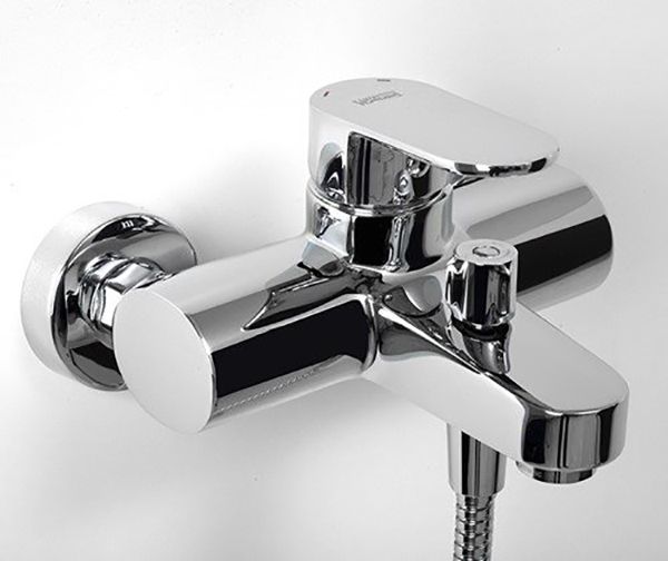 Смеситель для ванны WasserKRAFT Donau 5301 Хром Смеситель для ванны WasserKRAFT Donau 5301 Хром