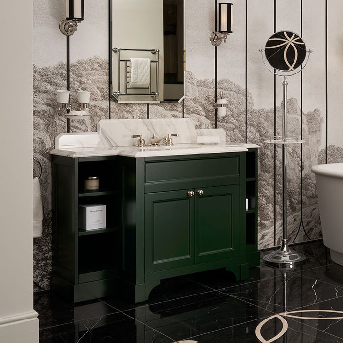 Devon Flair  Тумба под раковину 128х102 см, со столешницей из мрамора CALACATTA BORGHINI, раковина WHITE50 , цвет мебели  ENGLISH GREEN, артикул FLAIREGCAL