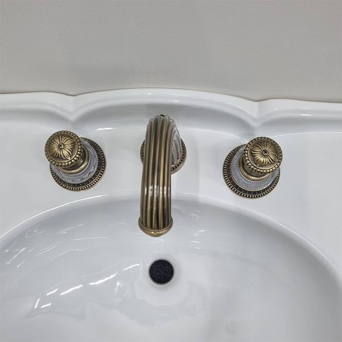 Devon Excelsior Swan Смеситель для раковины на 3 отверстия, донный клапан, цвет: античная латунь, артикул EXC-SW101OTS