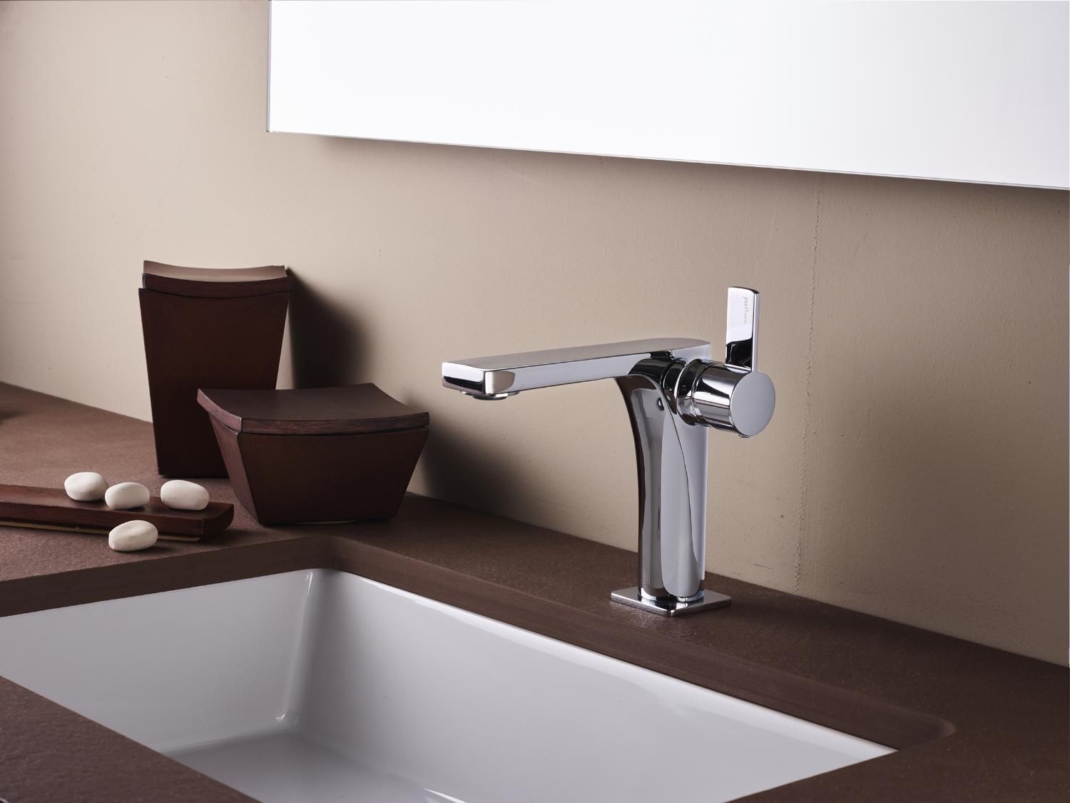 Смеситель для раковины Paffoni Rock RO071CR