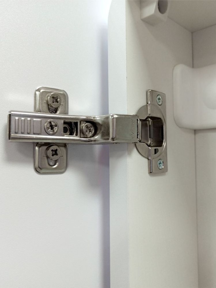 Зеркало-шкаф с подсветкой ART&MAX PLATINO AM-Pla-550-800-1D-L-DS-F, артикул AM-Pla-550-800-1D-L-DS-F
