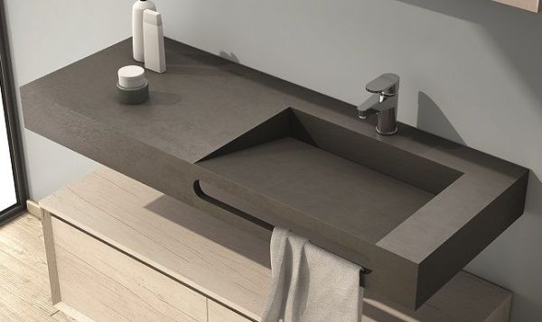 IBX, подвесная раковина Venus 121 см с центральной чашей (без выреза под полотенцедержатель) из натурального камня, цвет Blanco Verona