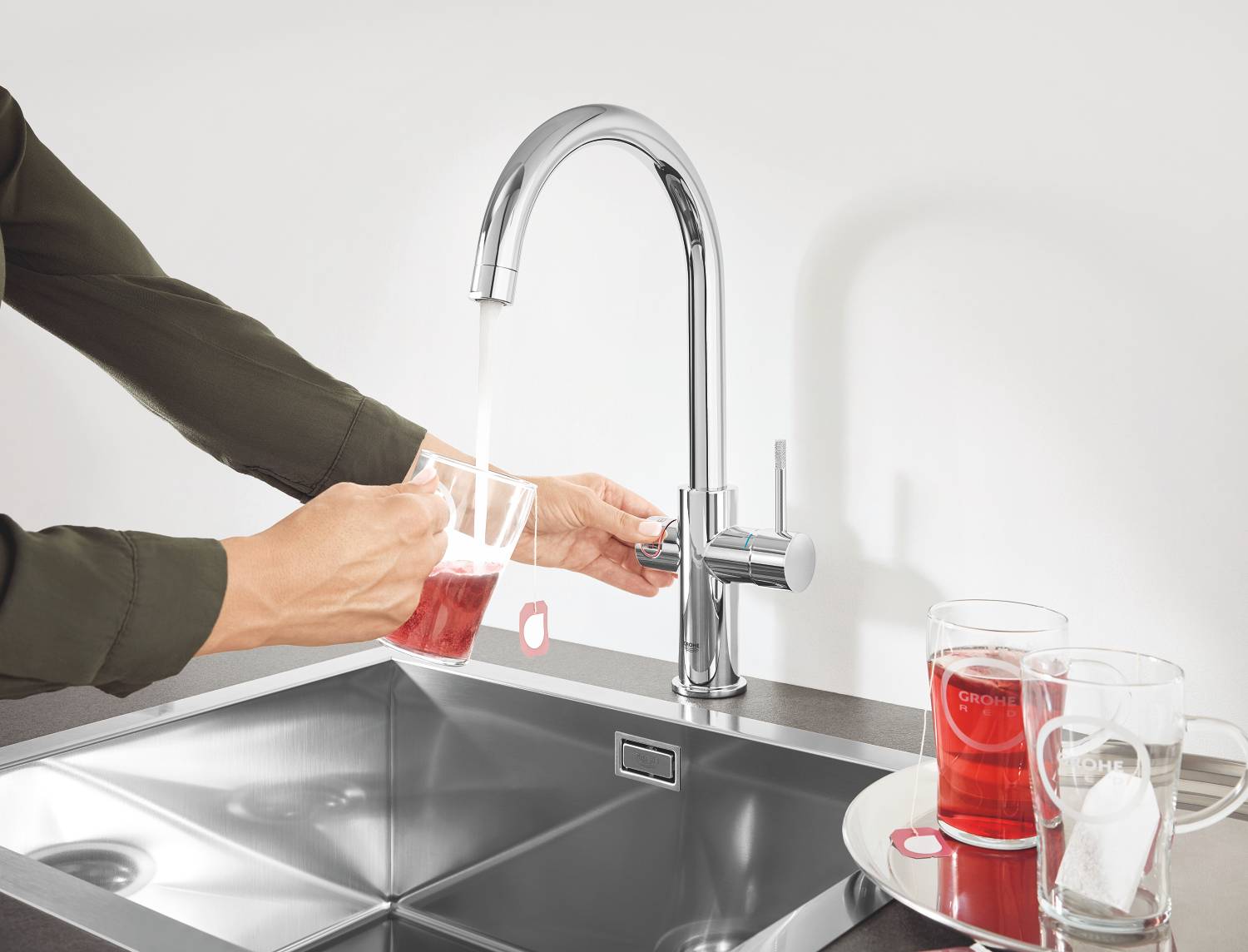 Смеситель для кухни GROHE Red Duo, бойлер M-size, хром, (30083001) Смеситель для кухни GROHE Red Duo, бойлер M-size, хром, (30083001)
