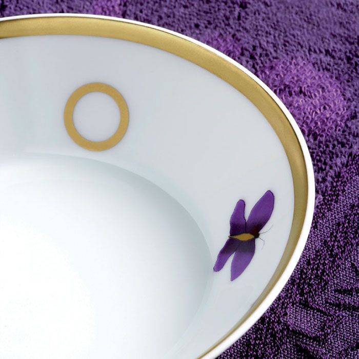 THG CAPUCINE MAUVE DECOR OR Блюдо керамическое ø130 мм., настольное, декор золото/лиловый, цвет белый THG CAPUCINE MAUVE DECOR OR Блюдо керамическое ø130 мм., настольное, декор золото/лиловый, цвет белый