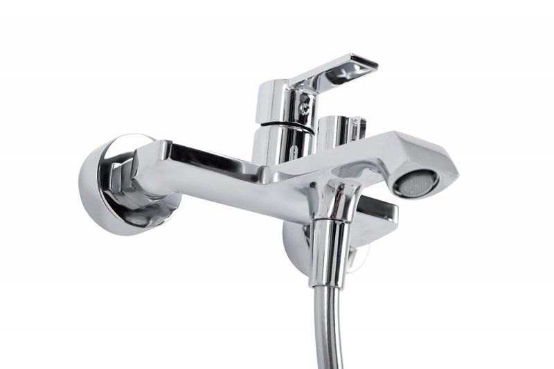 AURORA Смеситель для ванны и душа в комплекте с ручным душем, шлангом и держателем, хром AURORA-VASM-CRM, артикул AURORA-VASM-CRM