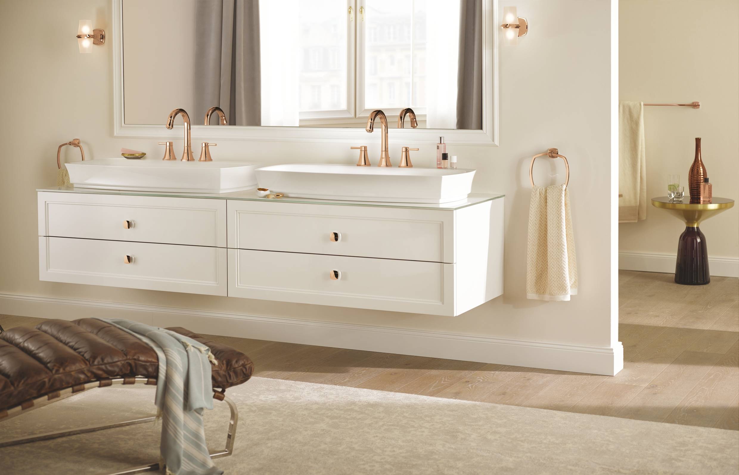 Смеситель для ванны GROHE Grandera с душевым гарнитуром, верхняя монтажная часть, напольный монтаж, теплый закат глянец (23318DA0) Смеситель для ванны GROHE Grandera с душевым гарнитуром, верхняя монтажная часть, напольный монтаж, теплый закат глянец (23318DA0)