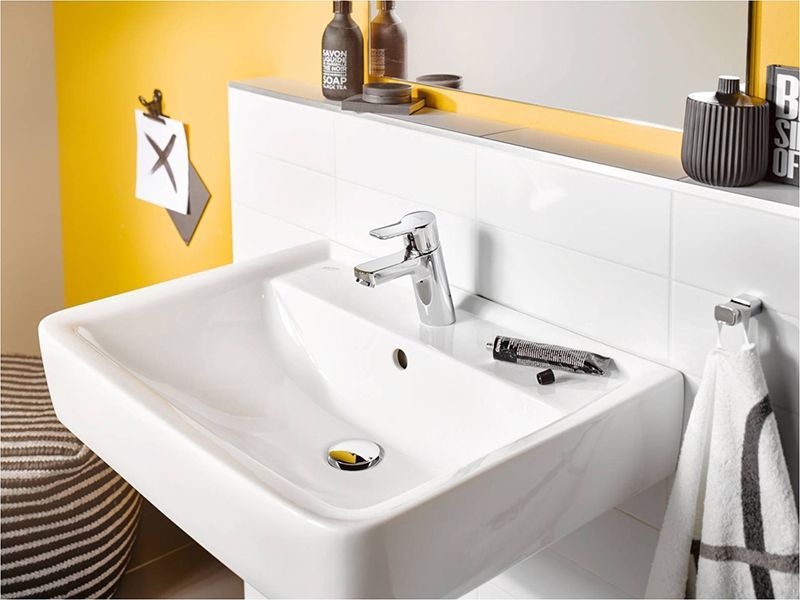 Смеситель для раковины, Kludi, Pure&Easy, тип открывания воды-однорычажный, тип регулирования воды-керамический картридж, монтаж-на раковину/столешницу, отверстия для монтажа-1, высота, мм-145, вынос излива, мм-120, донный клапан-есть, тип подводки-гибкая Смеситель для раковины, Kludi, Pure&Easy, тип открывания воды-однорычажный, тип регулирования воды-керамический картридж, монтаж-на раковину/столешницу, отверстия для монтажа-1, высота, мм-145, вынос излива, мм-120, донный клапан-есть, тип подводки-гибкая
