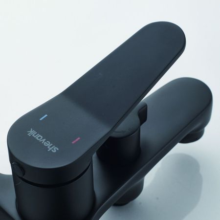 Смеситель для ванны Shevanik S6202H, черный