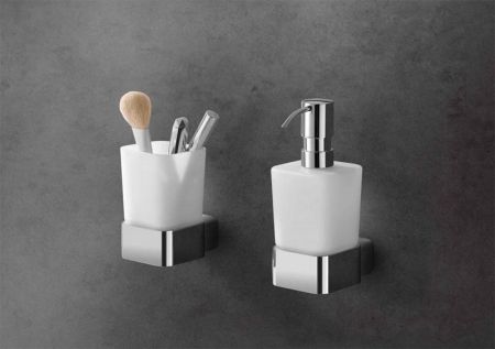 Стаканчик подвесной KLUDI E2 4998205 (стекло, белый/хром, на стену, прямоугольный) ССП, шт, артикул 4998205