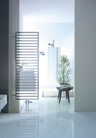 Водяной полотенцесушитель Zehnder Quaro QA-180-030 Белый, артикул QA-180-030