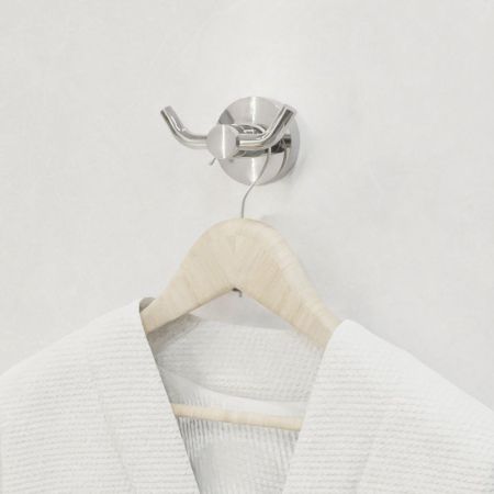 Двойной крючок для ванной FIXSEN COMFORT CHROME FX-85005A, хром, артикул FX-85005A