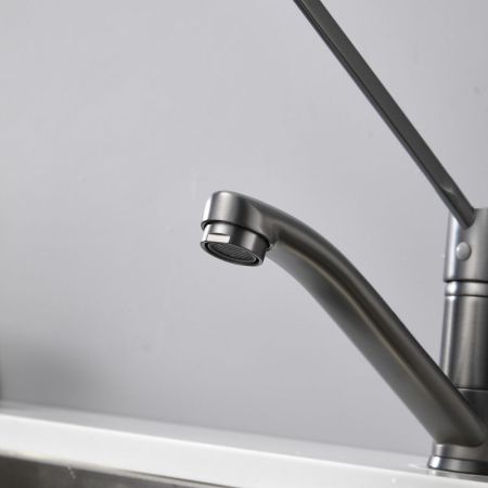 Смеситель для кухни с хирургической ручкой BELZ B19019-3, оружейная сталь, артикул B19019-3