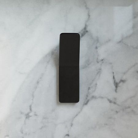 Крючок Iddis Slide SLIBS10i41 Черный, артикул SLIBS10i41