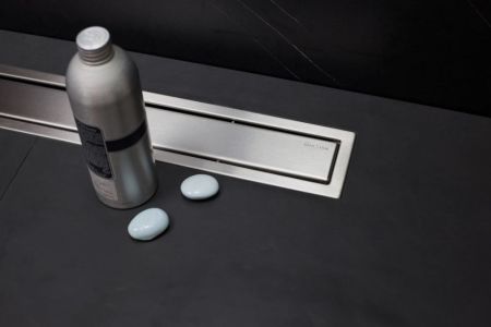 Душевой лоток, Bettoserb, Premium, ширина, мм-136, длина, мм-750, высота, мм-117, монтаж-в пол, пропускная способность, л/сек-0,8, выход Ø50 мм, поворот базы 360°, сифон-есть, материал сифона-полипропилен, опоры-есть, декоративная решетка-есть, двухсторон