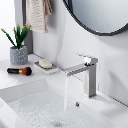 Смеситель для раковины Shevanik S7001L, сатин