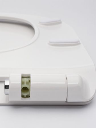 AQM1203 Сиденье тонкое быстросъемное с микролифтом