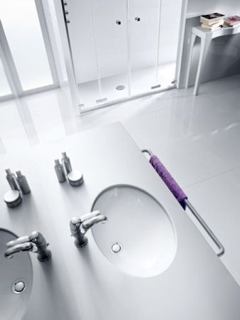 Раковина Roca Grand Berna 55 327899000 Белая Раковина Roca Grand Berna 55 327899000 Белая