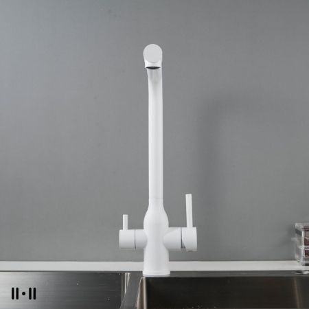 Смеситель для кухни с подключением фильтра Shevanik S248C, белый