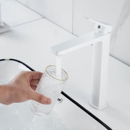 Смеситель для раковины высокий  Raffine F1199C, белый, артикул F1199C