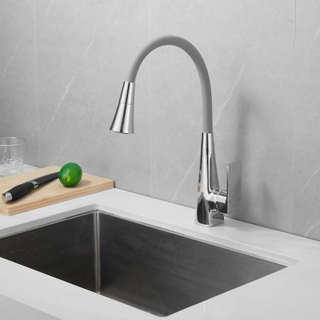 Смеситель для кухни с гибким изливом и режимом душ Haiba HB73823, хром, артикул HB73823