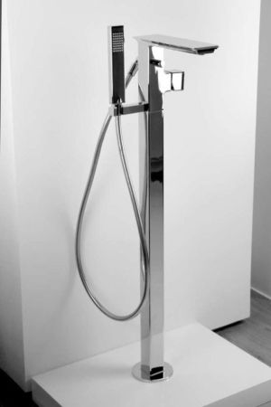 Смеситель для ванны напольный Bravat Phillis F656101C-B3-ENG, хром, артикул F656101C-B3-ENG