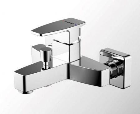 Смеситель для ванны Bravat Riffle F672106C-01 Хром, артикул F672106C-01