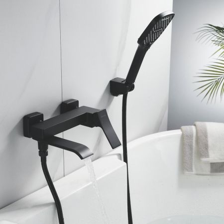 Смеситель для ванны Shevanik S4002H, черный