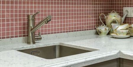 Смеситель для кухни, OMOIKIRI, Tonami, тип открывания воды-однорычажный, тип регулирования воды-керамический картридж, монтаж-на раковину/столешницу, отверстия для монтажа-1, высота, мм-211, вынос излива, мм-184, тип излива-поворотный, тип подводки-гибкая