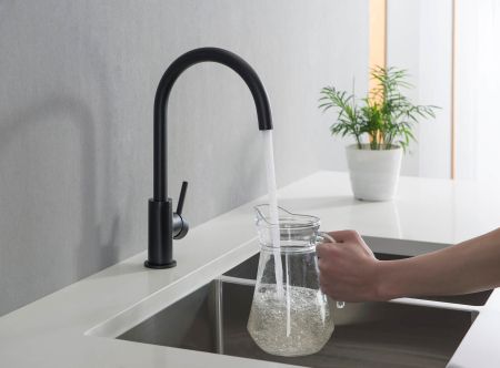 Смеситель для кухни AQUATEK, матовый черный AQ1382MB ЕВРОПА, артикул AQ1382MB