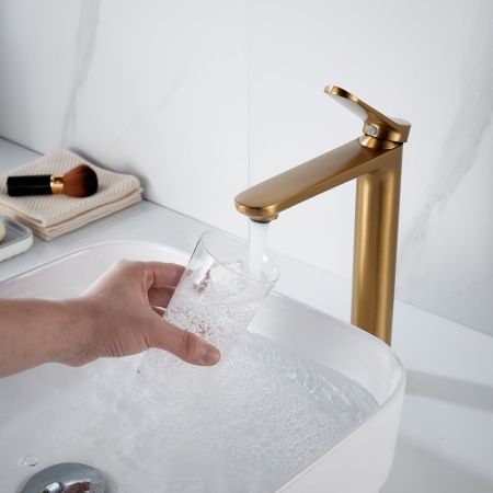 Смеситель для раковины высокий Shevanik S4311G, золотой сатин, артикул S4311G